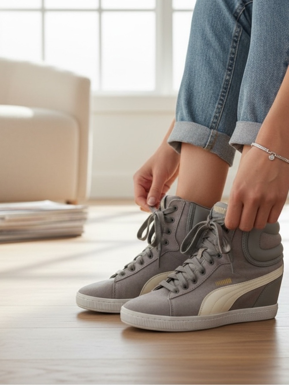 Puma Sky Wedge Sneakers Womens 9 Grey High Top Hidden Heel 362116-01 Good Canvas